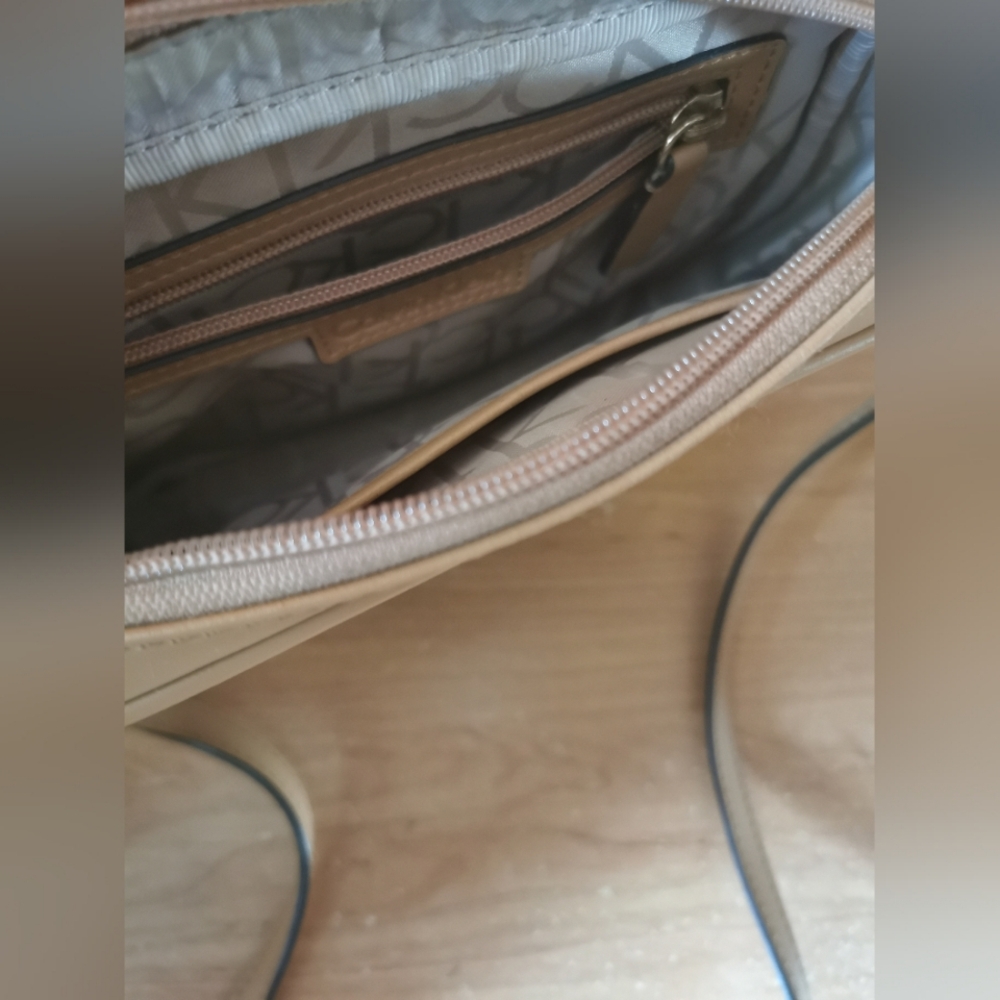 Calvin Klein Crossbody Bag - Picture 3 of 5